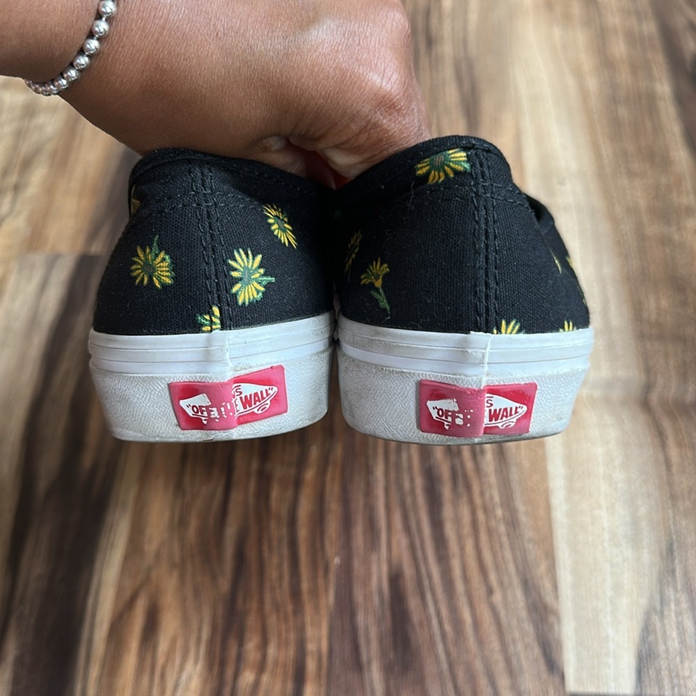 Vans Better Nature Black Floral Sneakers Size M7/W8.5 - Picture 6 of 7